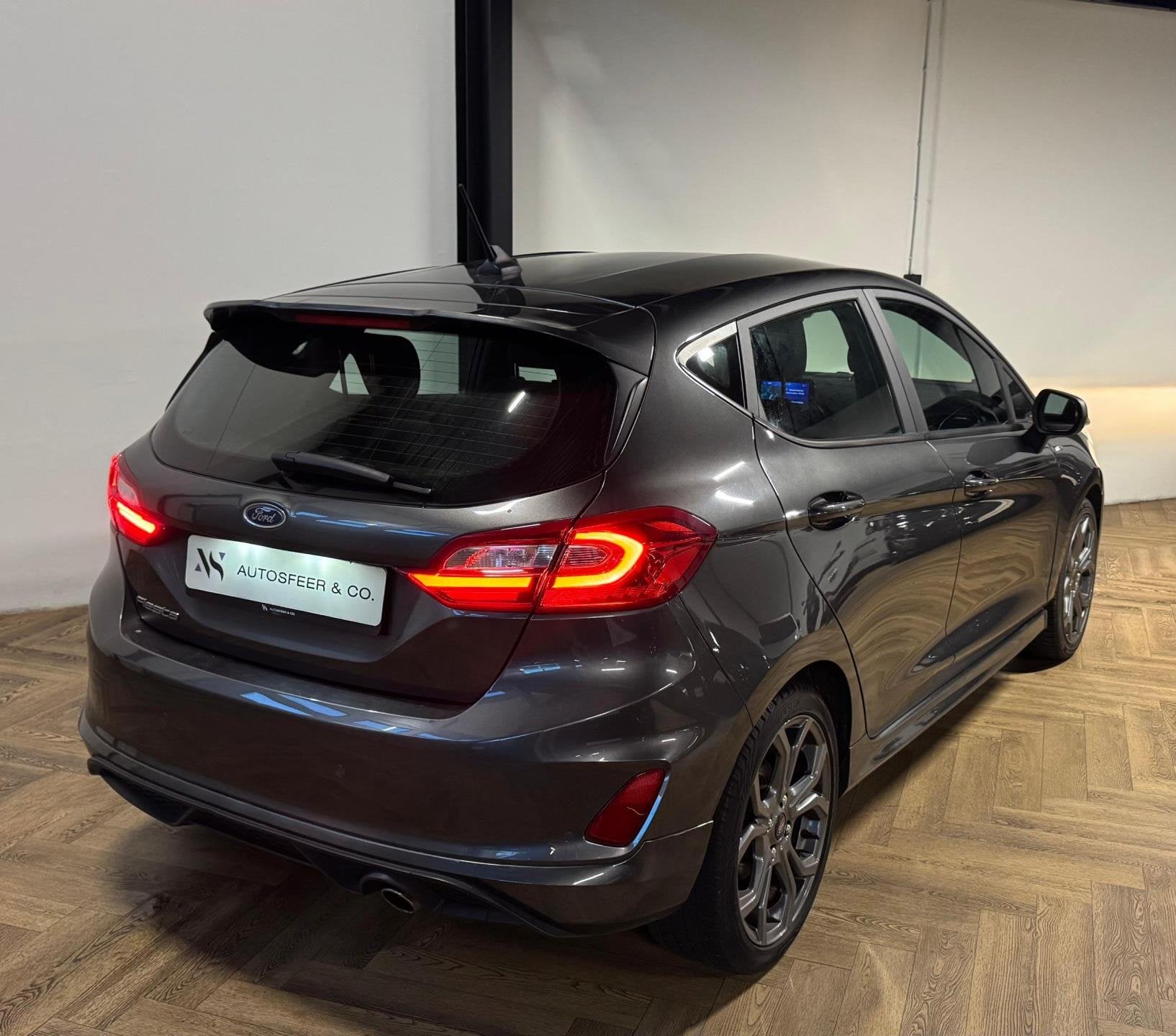 Ford Fiesta 1.0 EcoBoost ST-Line KEYLESS PDC NAVI, Auto's, Gebruikt, 49 €/maand, Origineel Nederlands, Handgeschakeld