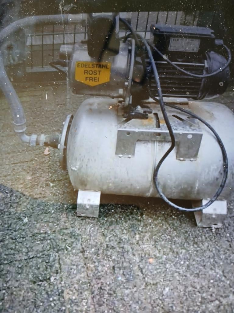 Goedwerkende rvs waterpomp, Ophalen, Gebruikt, Elektrisch
