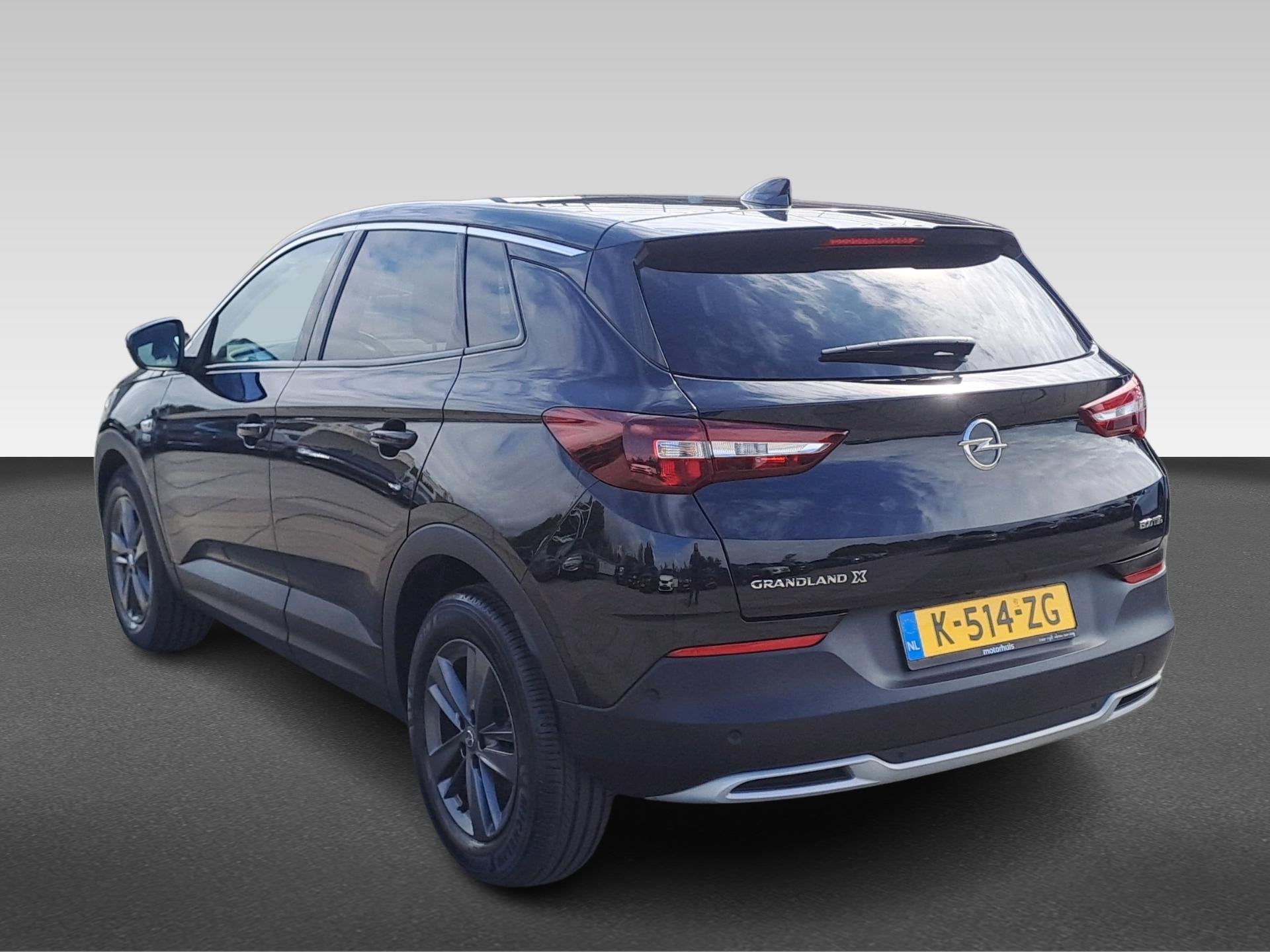 Opel Grandland X 1.2 Turbo Edition 2020, Auto's, Gebruikt, Zwart, Origineel Nederlands, Handgeschakeld