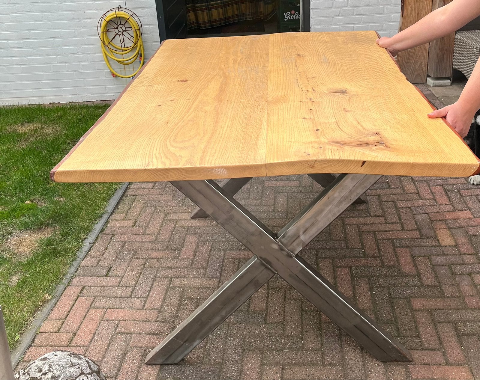 Boomstam tafel met stalen X poten, Ophalen, 100 tot 150 cm, 50 tot 100 cm, Rechthoekig