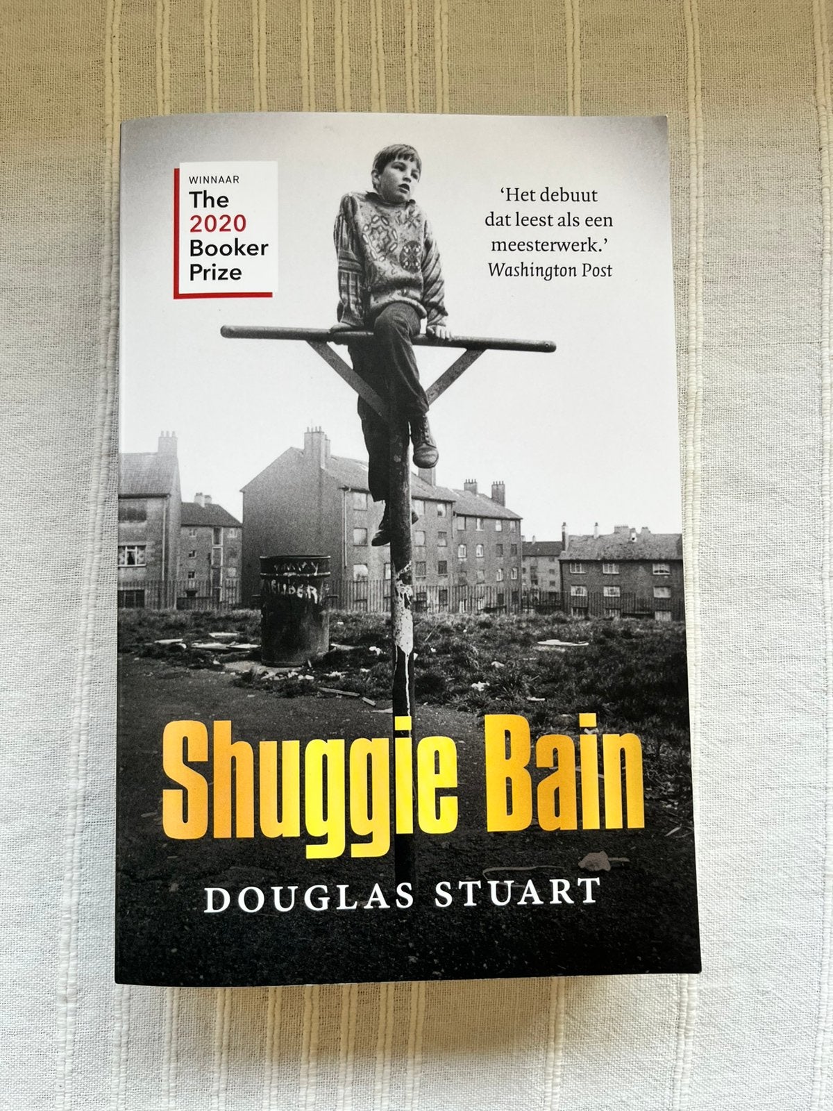Shuggie Bain - Douglas Stuart (Booker Prize winnaar), Boeken, Ophalen of Verzenden, Zo goed als nieuw