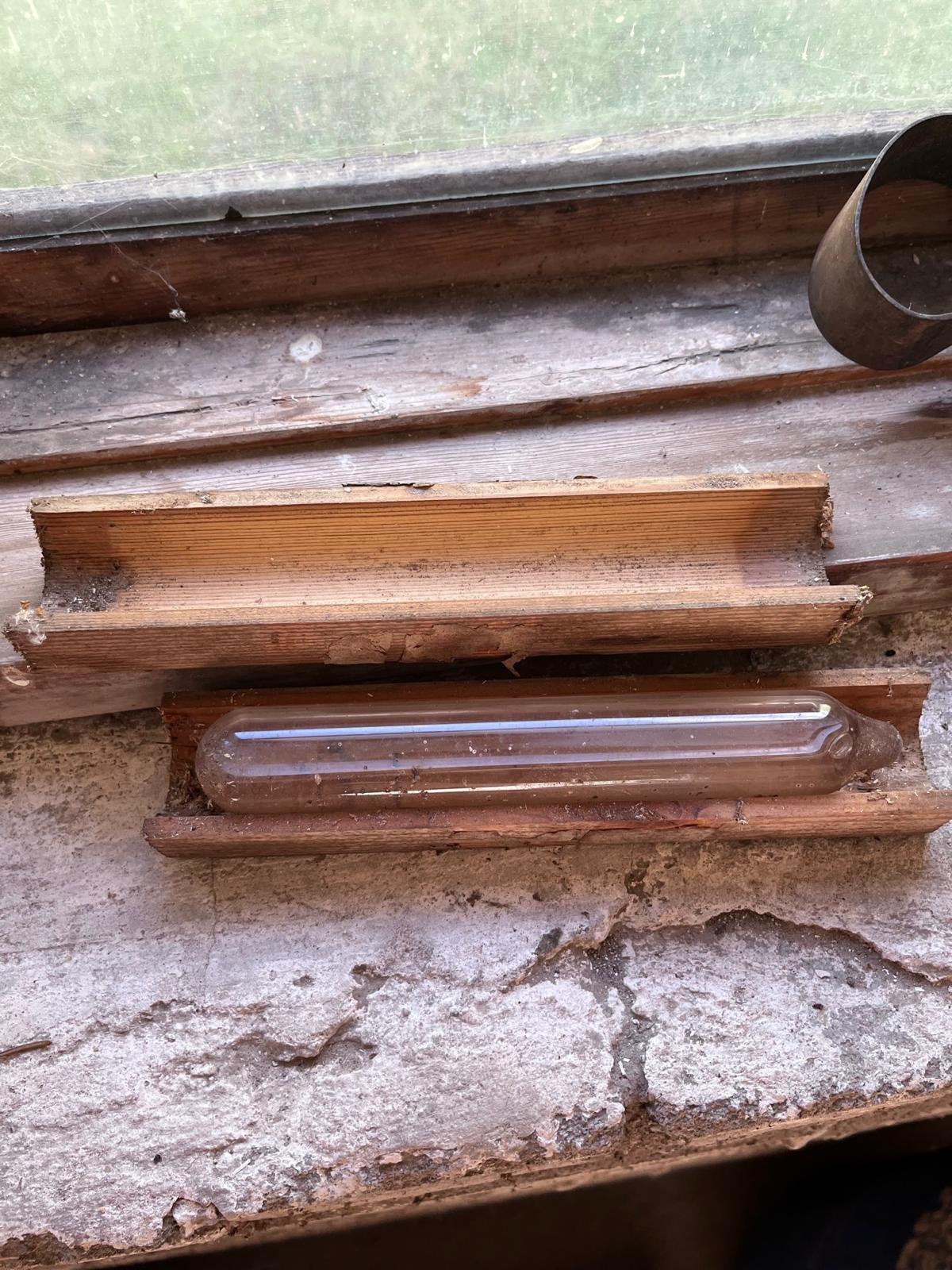 Antieke glazen observatie buis voor bijen- en hommelkasten., Antiek en Kunst, Antiek | Gereedschap en Instrumenten, Ophalen