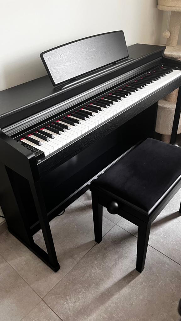 Digitale piano D510 met meubel, Muziek en Instrumenten, Ophalen, Zo goed als nieuw, Zwart