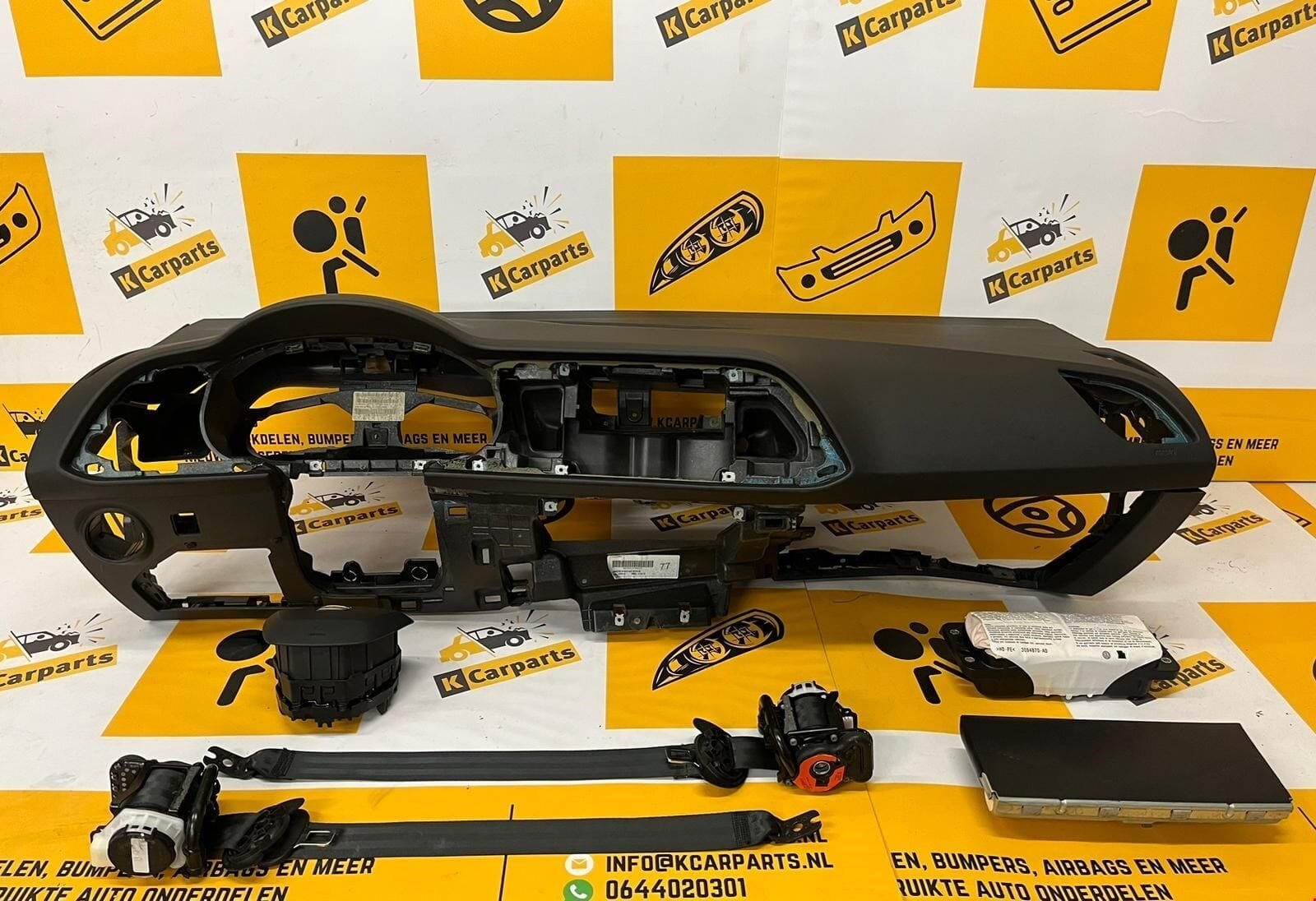 Airbagset Seat Leon 5F FR Cupra Facelift 16/2021 dashboard, Info@fabrikant.eu, Fabrikantstraat 1
1000 AA  Amsterdam, NL, Ophalen of Verzenden