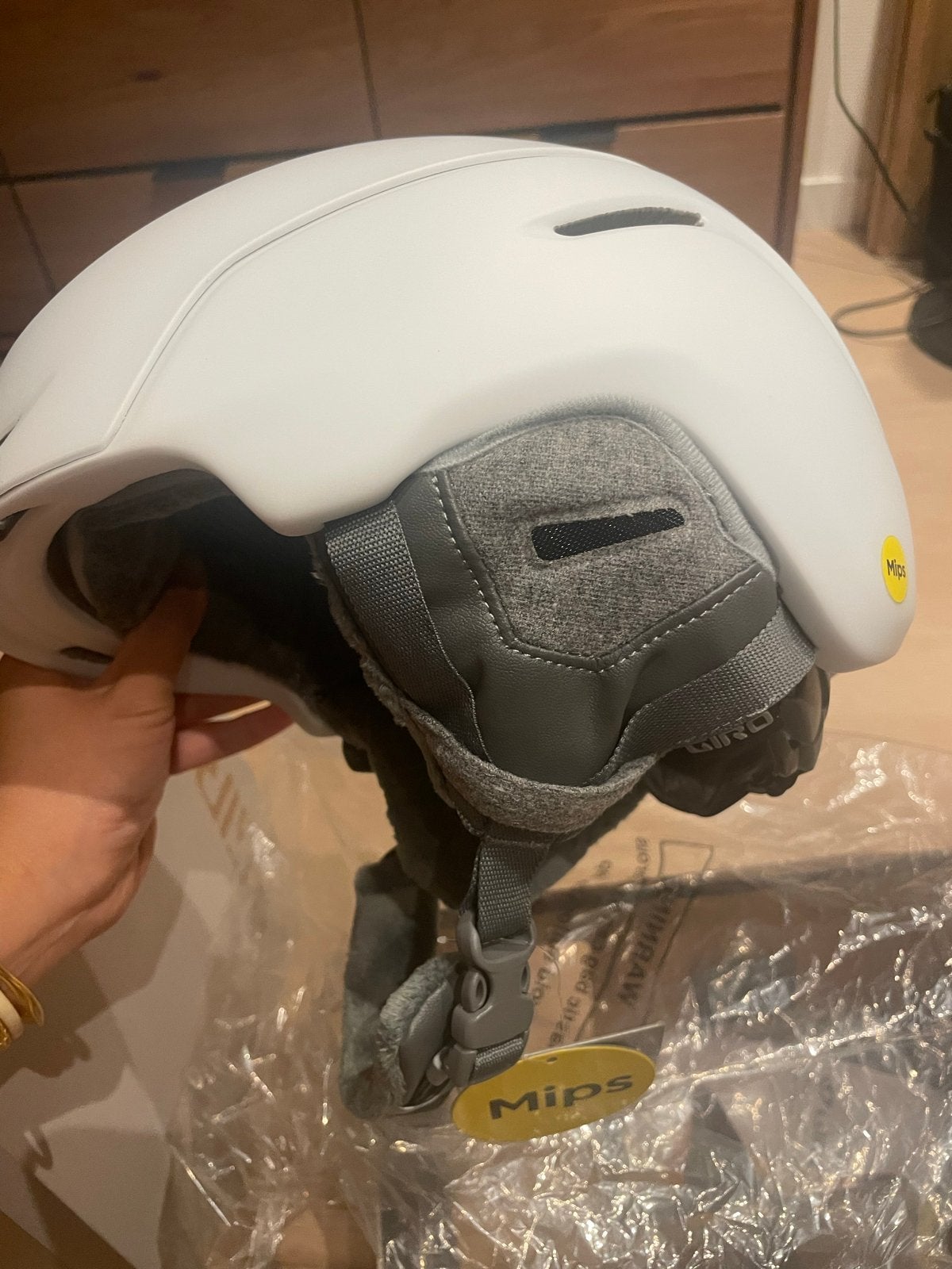 NIEUW！Giro Avera Mips Skihelm Dames M - Nieuw in doos, Overige merken, Overige typen, Nieuw, Ophalen of Verzenden