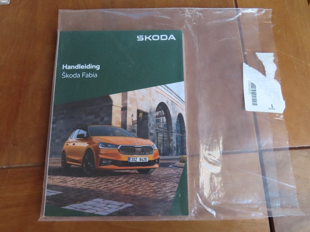 Nieuw instructieboek Skoda Fabia 1-2024 incl. media/navi, Auto diversen, Handleidingen en Instructieboekjes, Ophalen of Verzenden