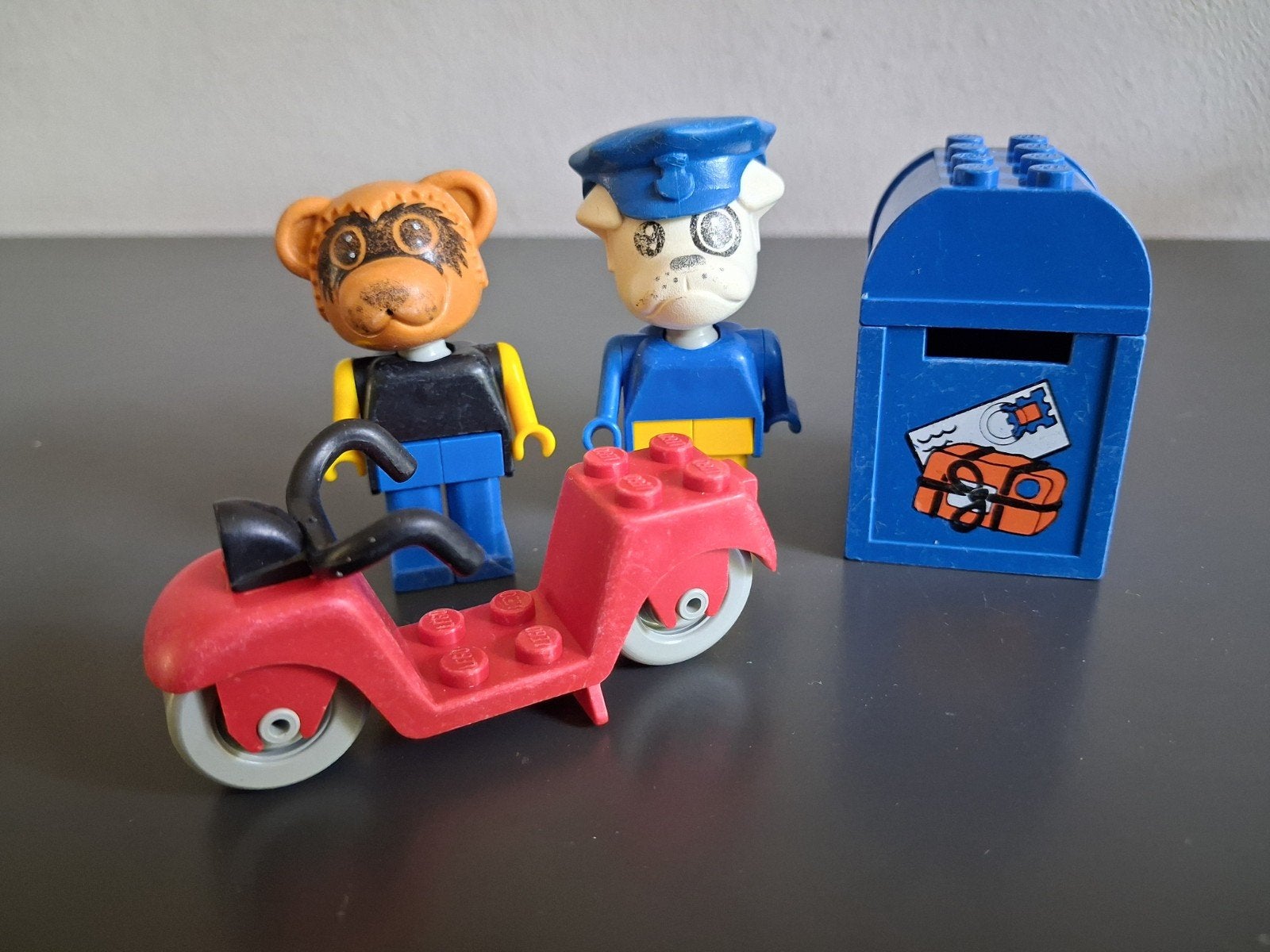 Lego Duplo: Scooter, brievenbus en figuren fabuland, Inclusief minifiguren, Gebruikt, Ophalen of Verzenden, Duplo