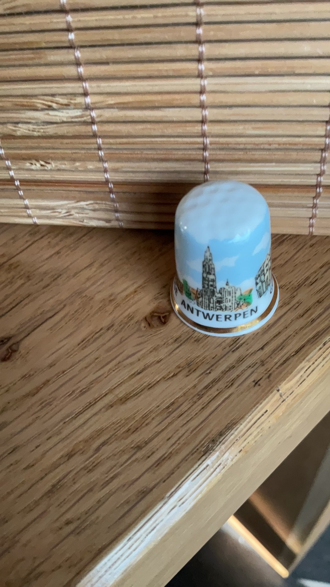 Antwerpen Gent Brussels Brugge vingerhoed vingerhoedje, Verzenden, Nieuw, Porselein, Buitenland