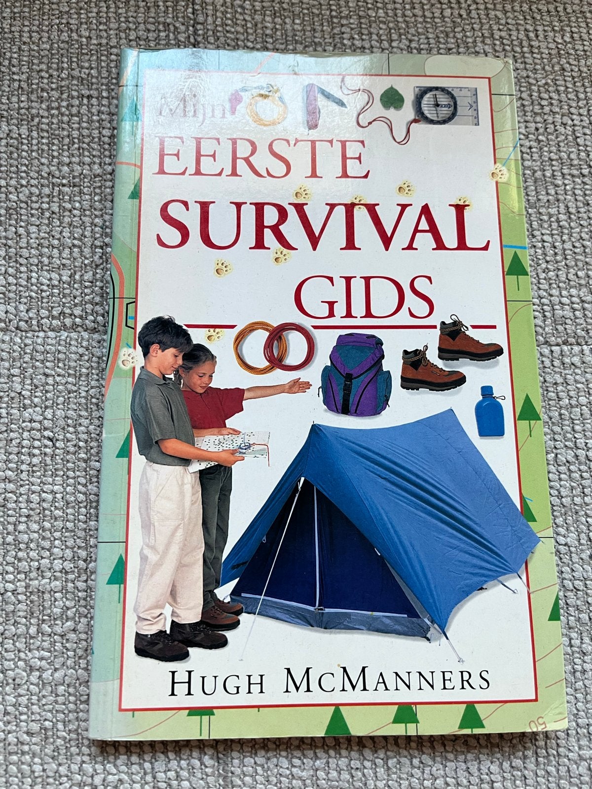Mijn Eerste Survival Gids - Hugh McManners, Ophalen of Verzenden, Gelezen