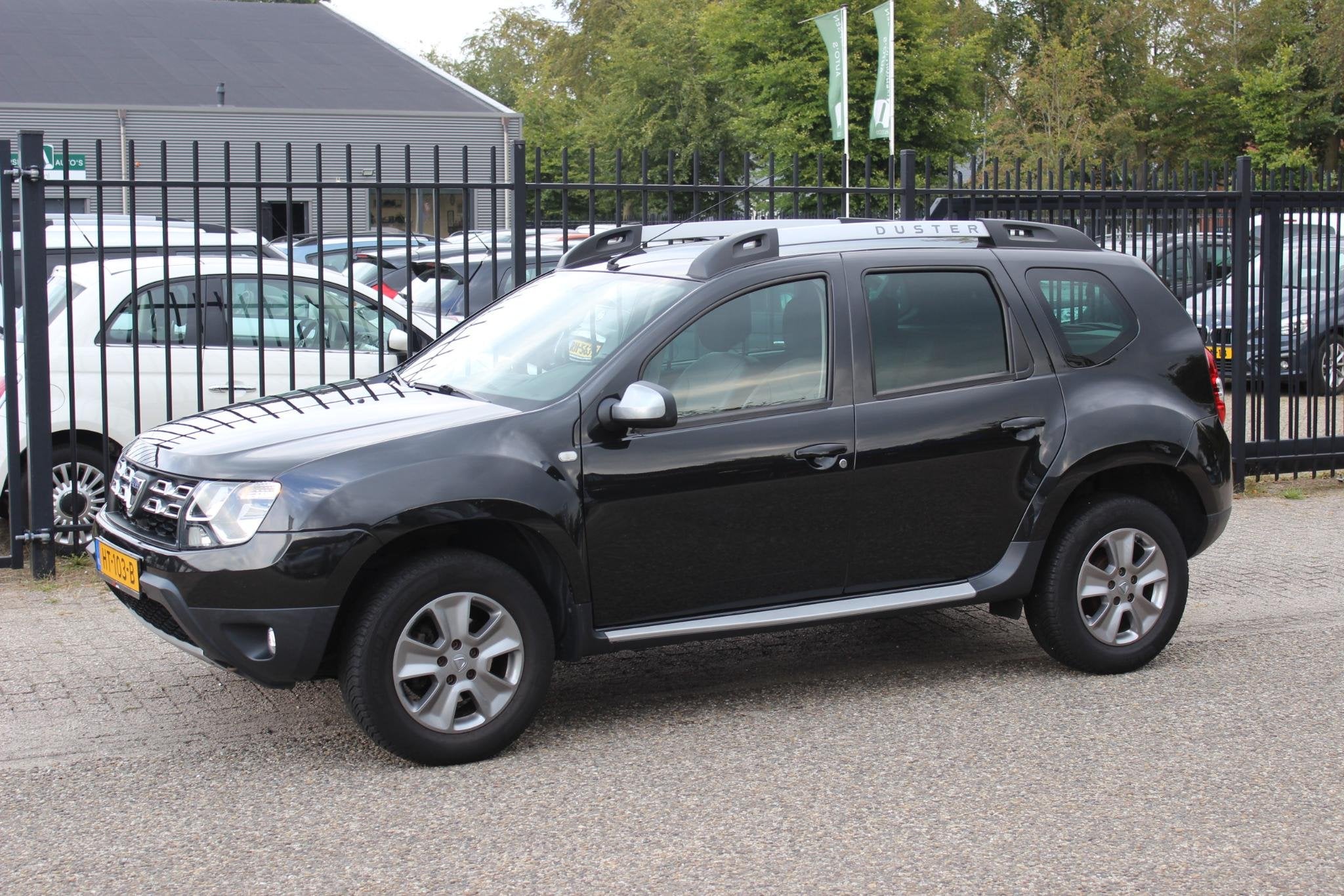 Dacia Duster 1.2 TCe 4x2 Prestige, Auto's, Voorwielaandrijving, Navigatiesysteem, 125 pk, Gebruikt