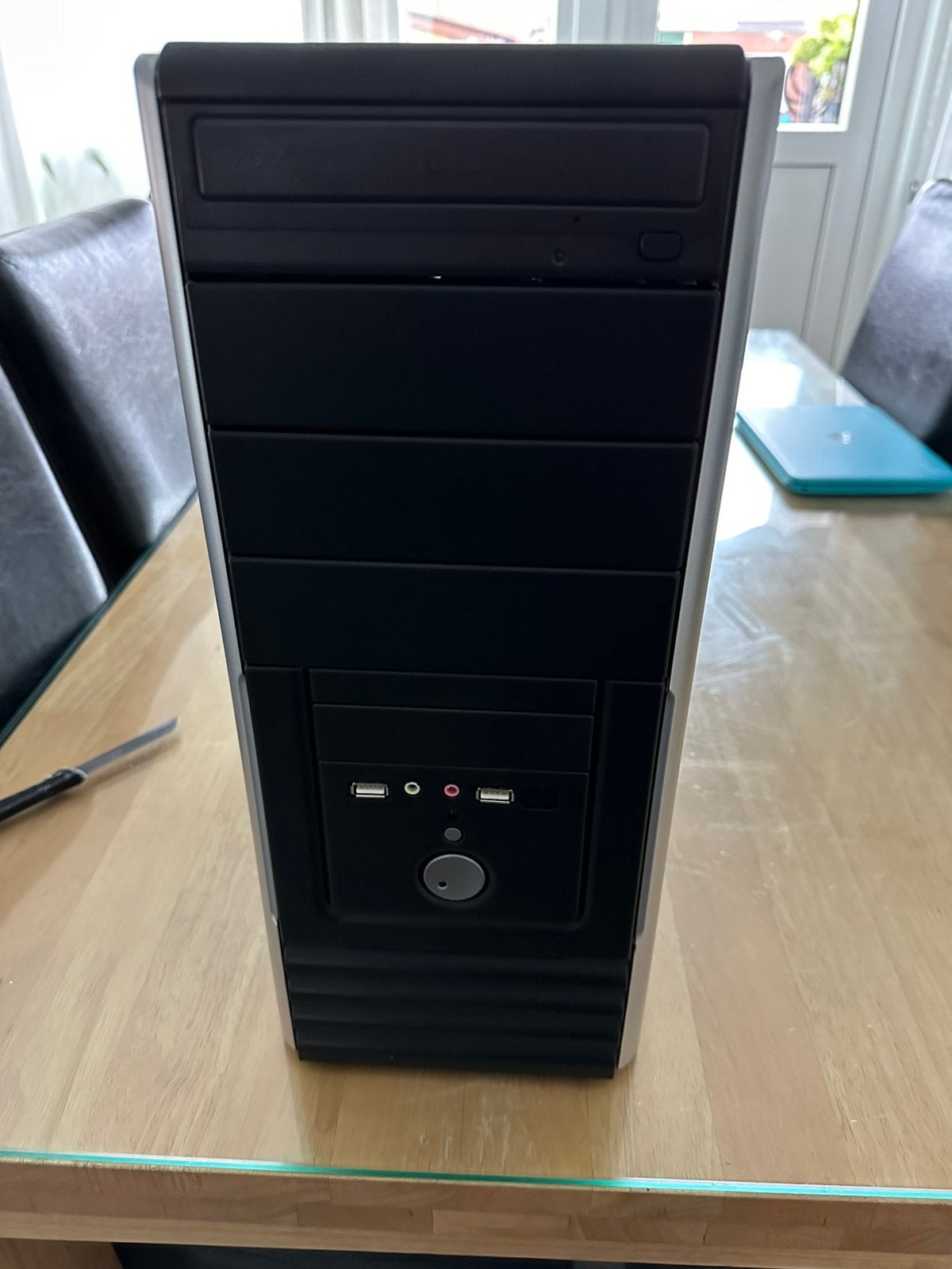 Niuwe computer, Computers en Software, Ophalen, Zo goed als nieuw, Onbekend