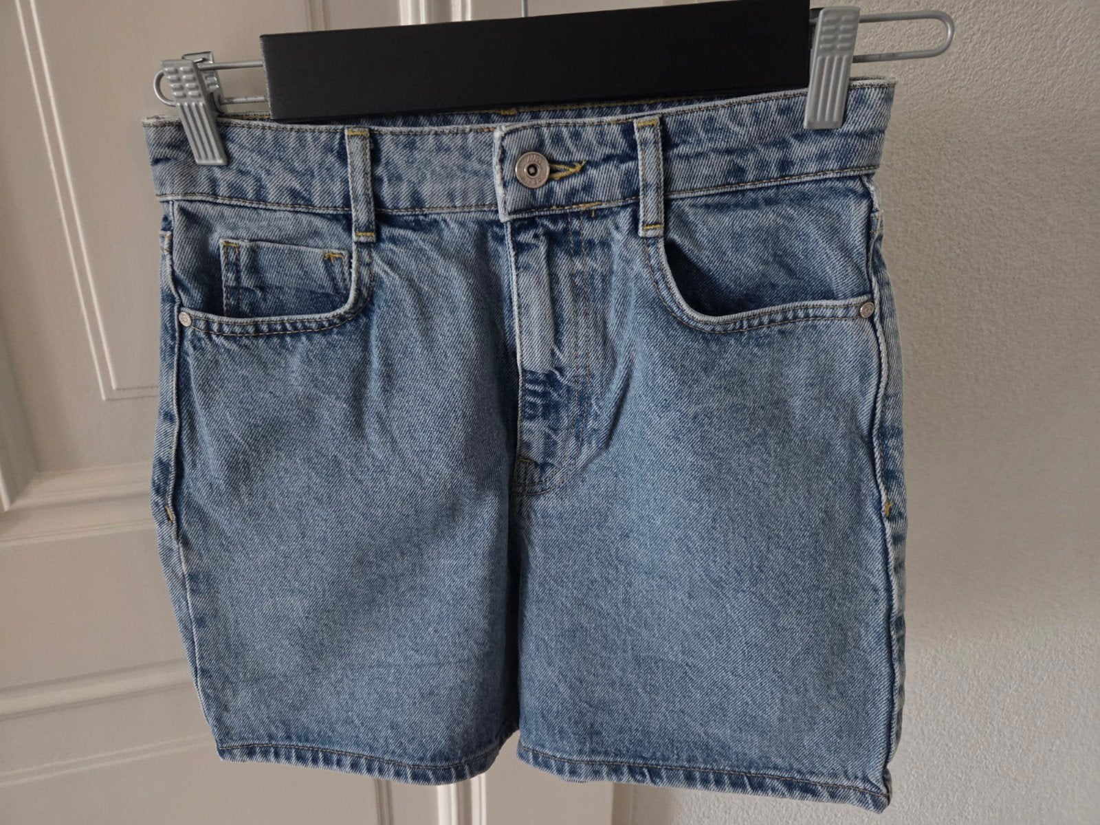 Zara denim shorts maat 36, Kleding | Dames, Kort, Blauw, Zara, Ophalen of Verzenden