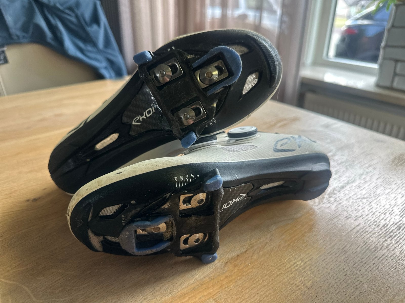 Wielrenschoenen EKOI Perf R4 LIGHT CARBON Wit - Maat : 38, Ophalen, Gebruikt, Heren, Schoenen