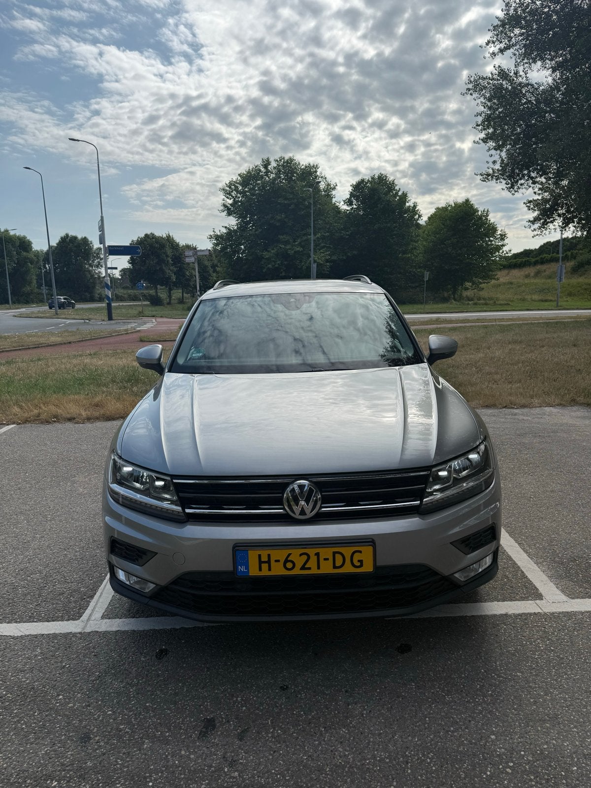 Volkswagen Tiguan 1.4 TSI 110KW/150PK 6DSG M16 2016 Grijs, Auto's, 1800 kg, 4 cilinders, Particulier, 17 km/l