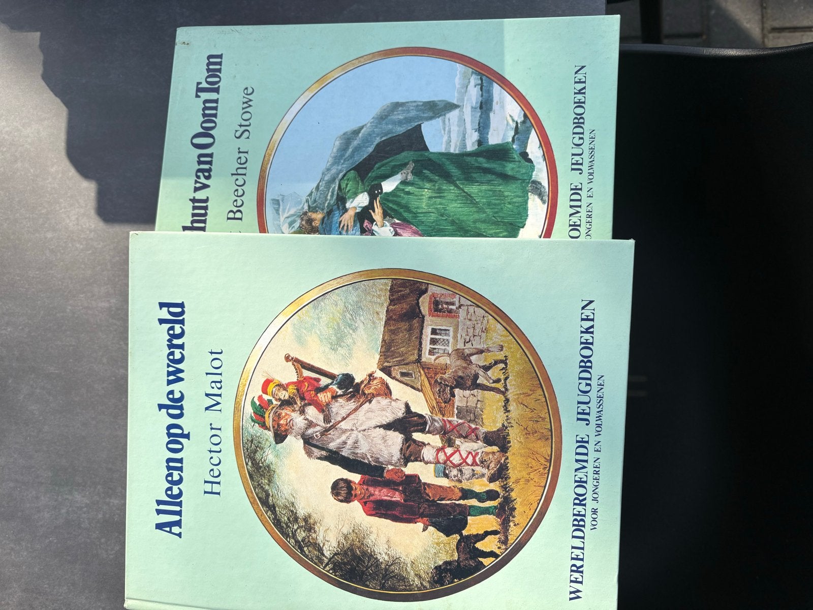2 klassieke jeugdboeken: Alleen op de wereld & Oom Tom, Ophalen of Verzenden, Gelezen, Fictie