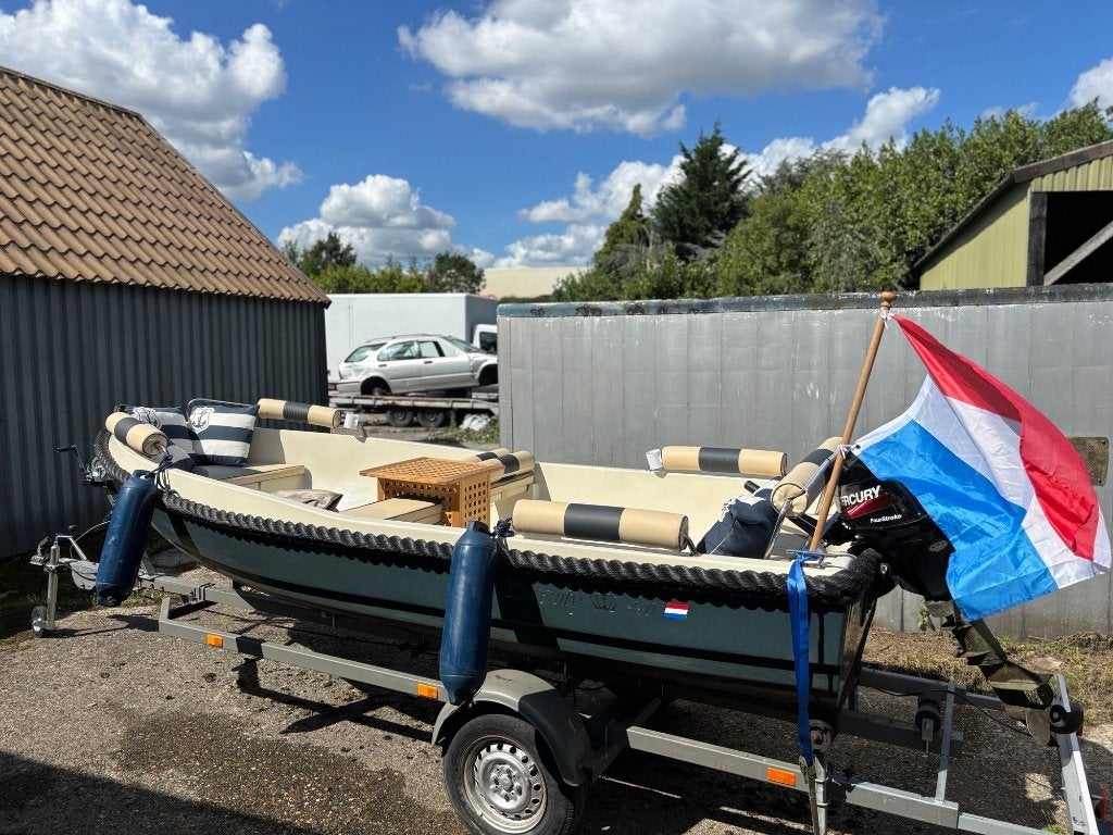 Complete Serenity 440 sloep + 8 pk Mercury vaarklaar!, Watersport en Boten, 8 pk, 4 m, 35 cm, Zo goed als nieuw