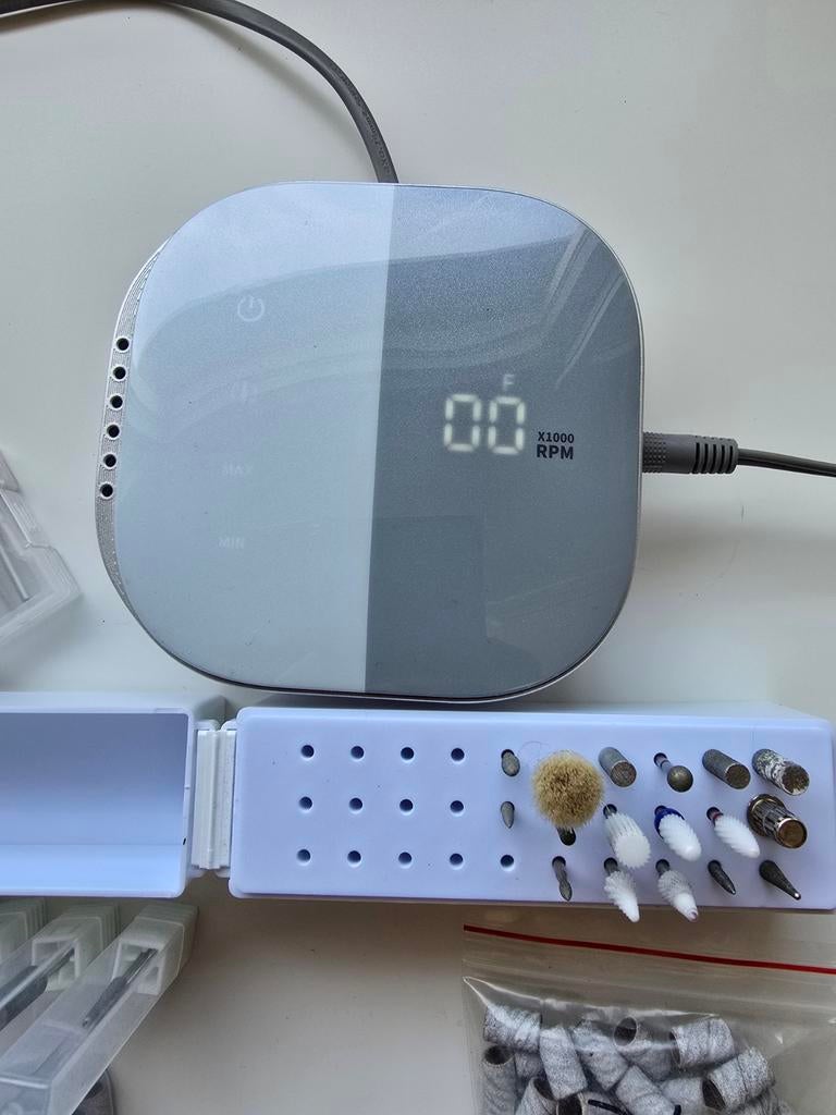 Professionele nagelfrees met uitgebreide bitjesset, Sieraden, Tassen en Uiterlijk, Uiterlijk | Lichaamsverzorging, Overige typen