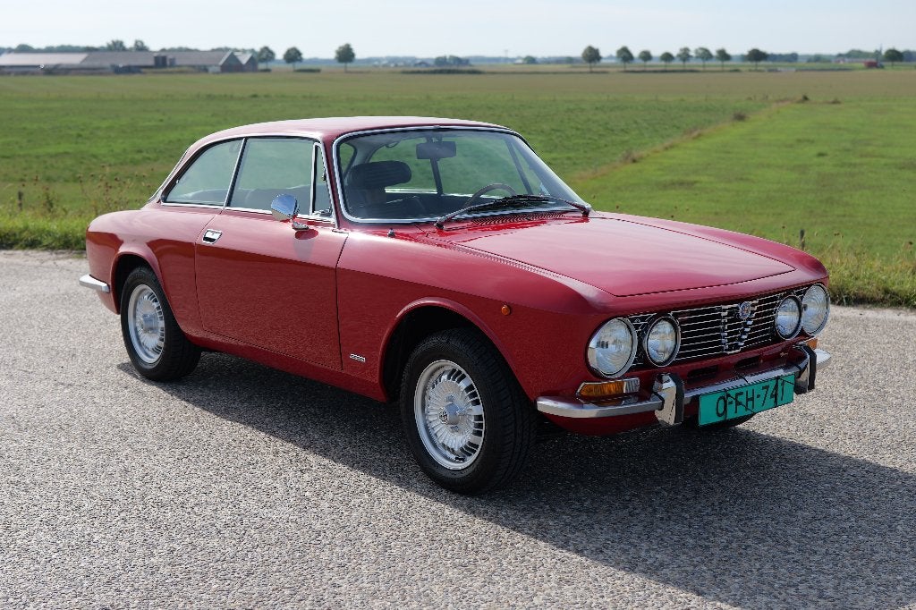 Alfa Romeo 2000 GTV Bertone 1973, foto 5