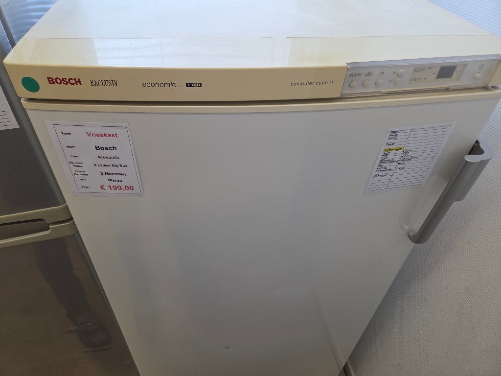 vrieskast - Bosch - Big Box - 5 lades, Witgoed en Apparatuur, Gebruikt, Duitsland, Nl-infocentrum-bosch@bshg.com, 140 tot 160 cm