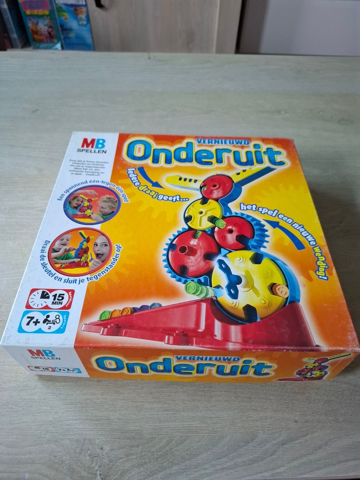 Onderuit MB Spellen - Vernieuwd - Compleet gezelschapsspel, Hobby en Vrije tijd, Gezelschapsspellen | Bordspellen, Consumentenservice@hasbro.nl