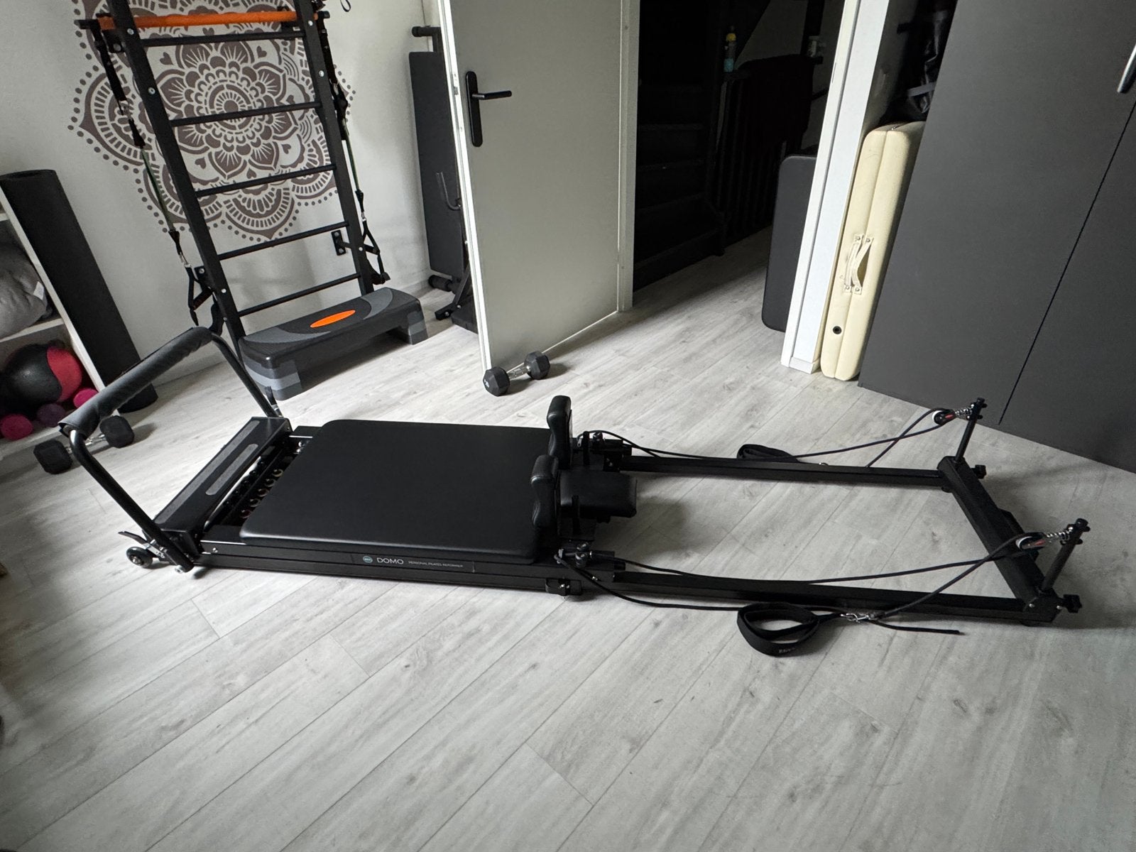 Elina Domo Reformer Pilates inklapbaar + Box + Jumping board, Ophalen, Zo goed als nieuw, Overig