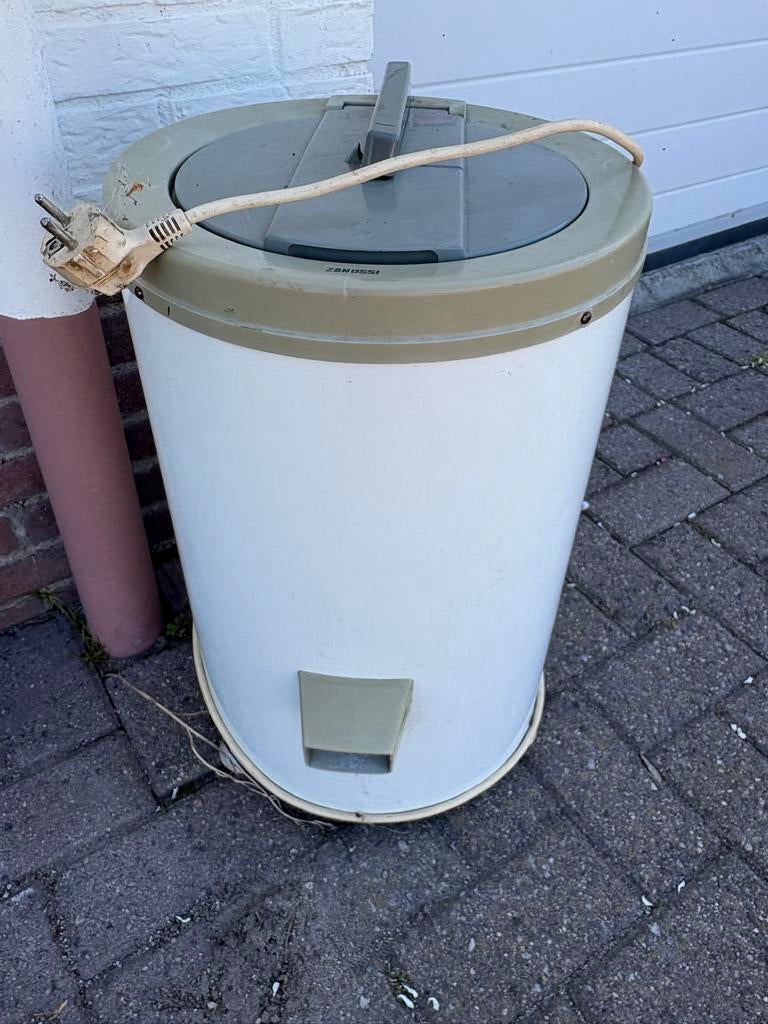 Centrifuge Zanussi Zeer weinig gebruikt, Ophalen, Minder dan 85 cm, Zo goed als nieuw, Minder dan 4 kg