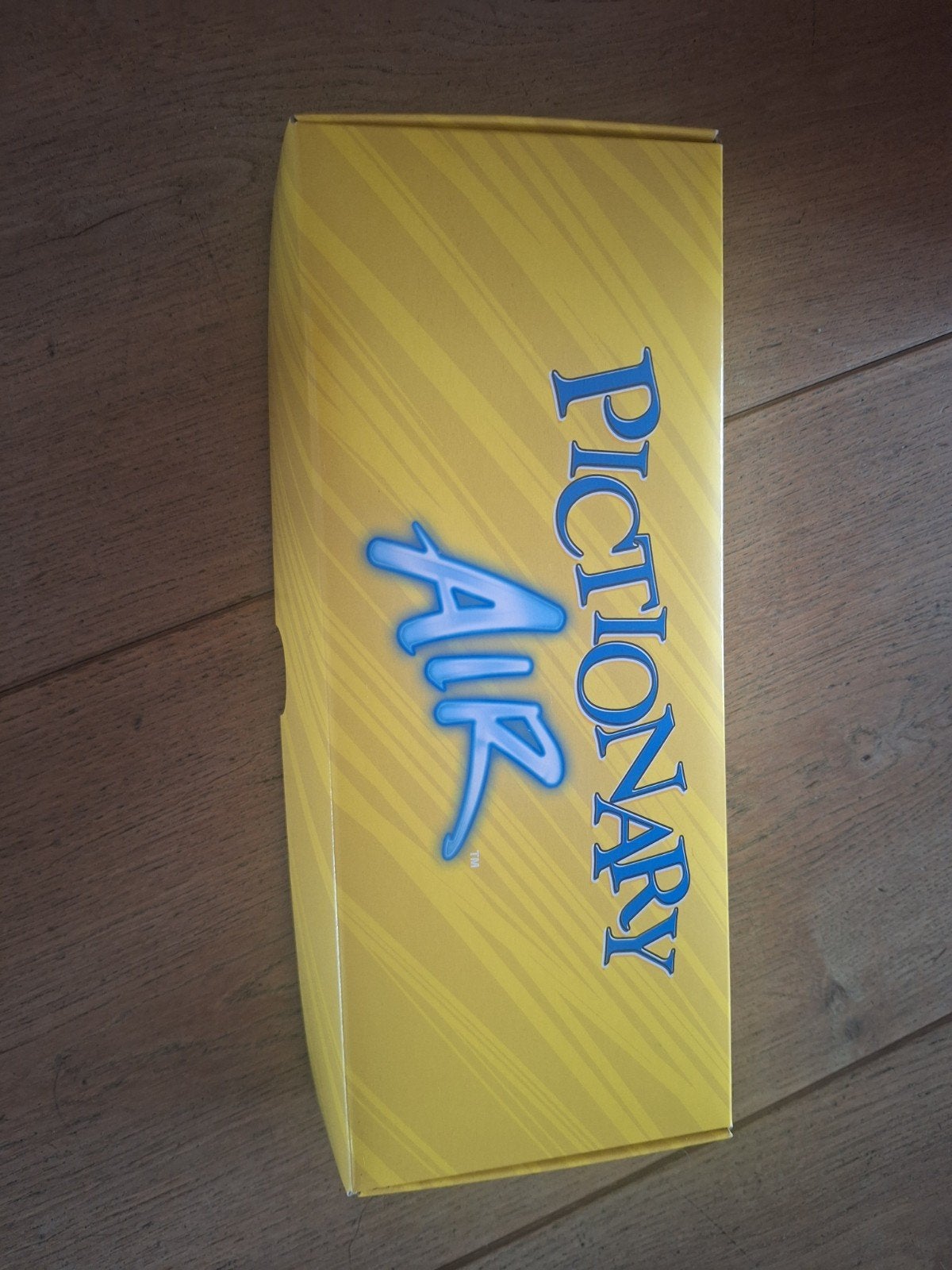 Pictionary Air - Teken in de lucht!, Vijf spelers of meer, Ophalen of Verzenden, Zo goed als nieuw, Mattel