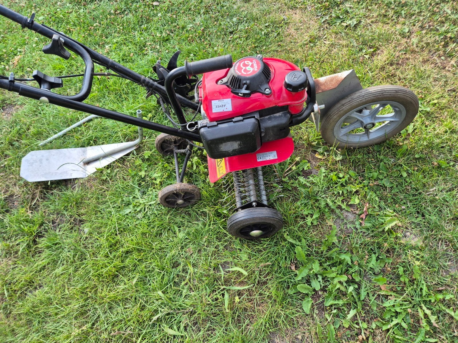 Honda tuinvrees/ verticuteer machine, Ophalen, Benzine, Tuinfrees