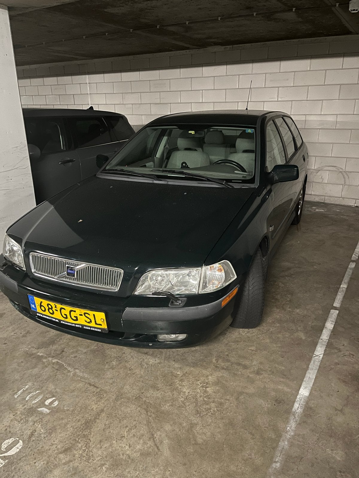 Volvo V40 2.0 T AUT 2000 Groen, Auto's, Volvo, 164 pk, 1948 cc, 4 cilinders, Stationwagon