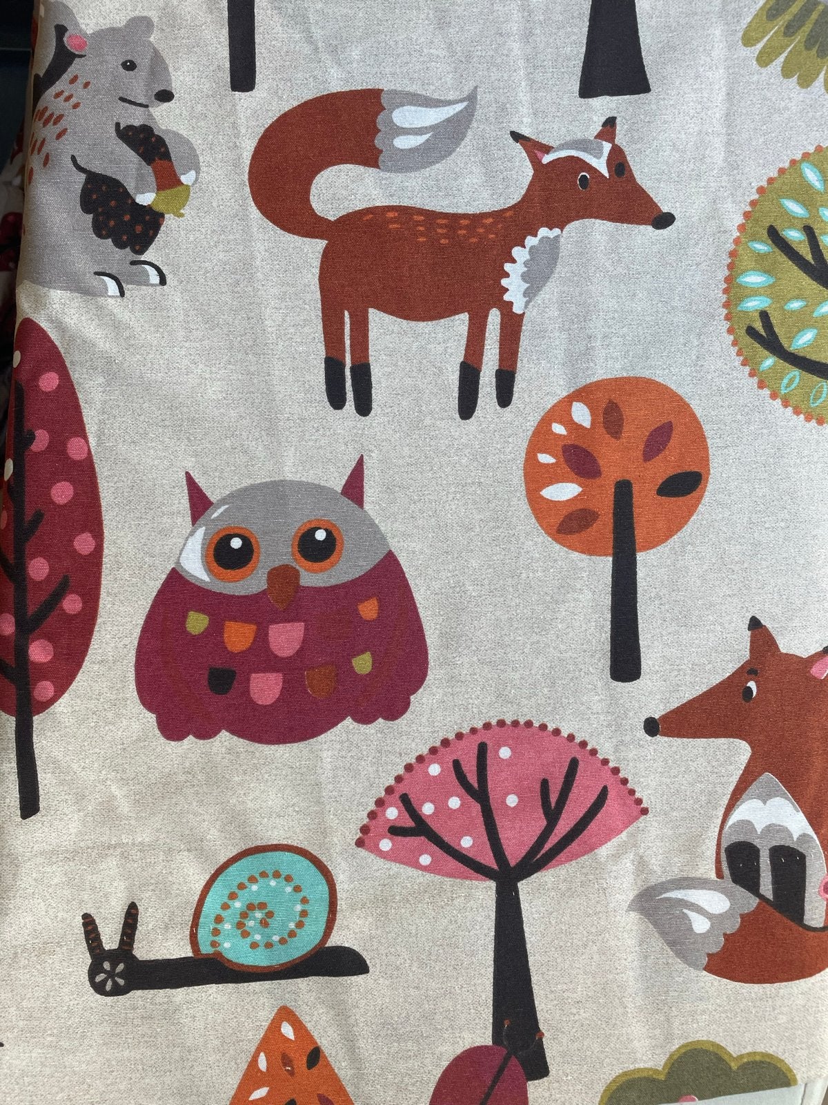 Gordijn met dierenprint - 303x233 cm, Ophalen, Gebruikt, Gordijn, Plooiafwerking