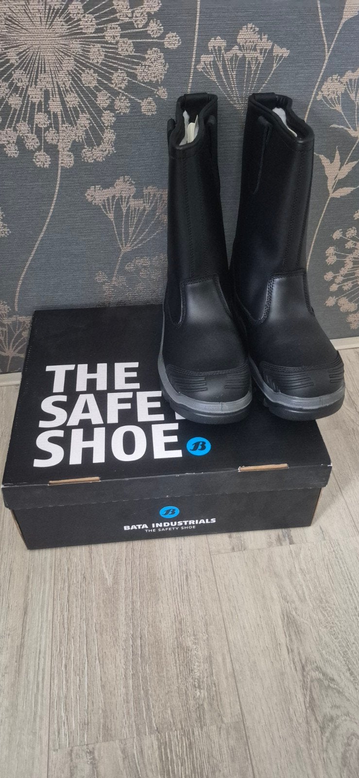 Werk laarzen Bata Robust S3 maat 42 nieuw in doos, Ophalen of Verzenden, Nieuw, Zwart, Werkschoenen