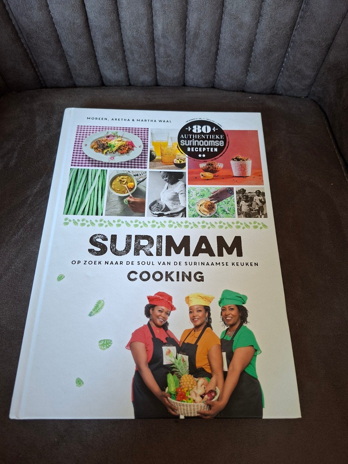 Surinamam Kookboek: Authentieke Surinaamse Recepten, Ophalen of Verzenden, Zo goed als nieuw, Moreen, Aretha & Martha Waal, Hoofdgerechten