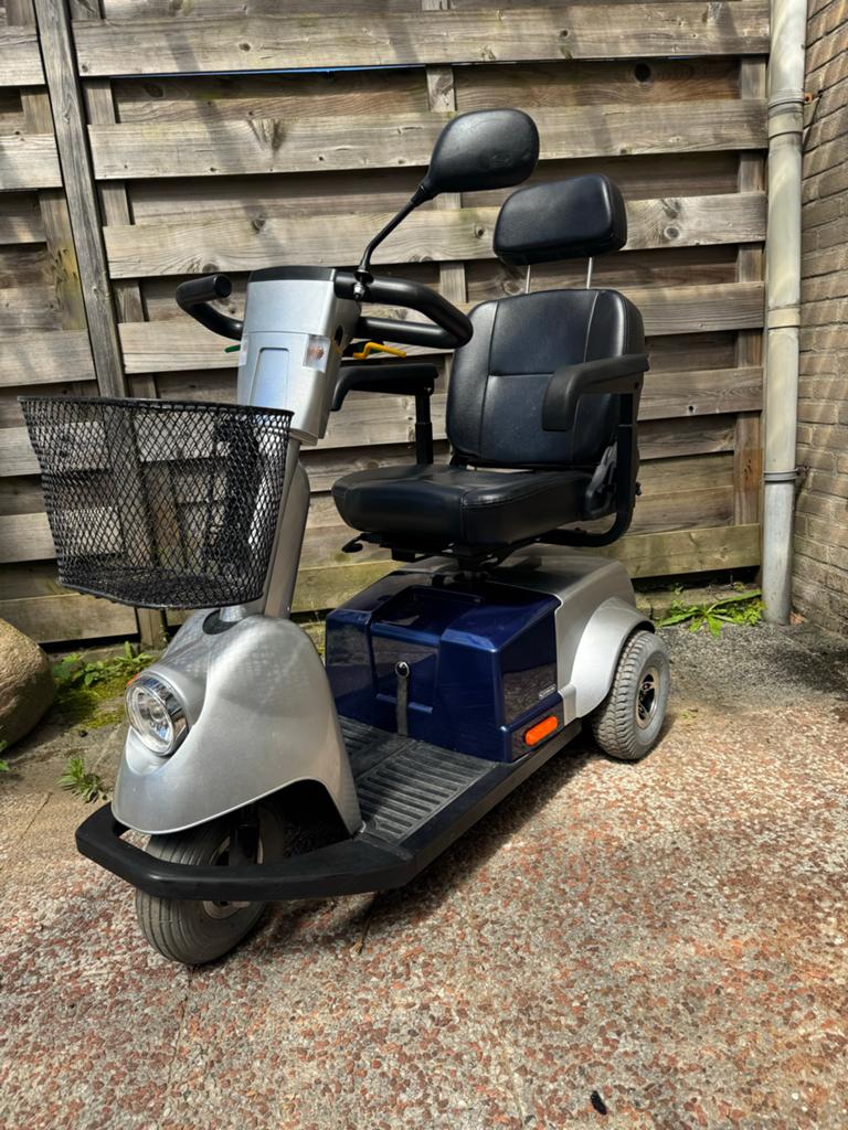 Sterling calypso 3-wiel scootmobiel, Ophalen, 16 t/m 25 km, Zo goed als nieuw, Sterling
