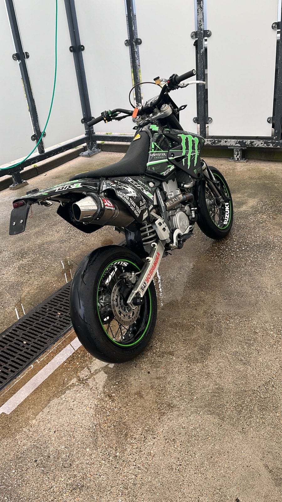 Suzuki DRZ400SM met 440 bigbore kit en Yoshimura uitlaat, Motoren, Ophalen