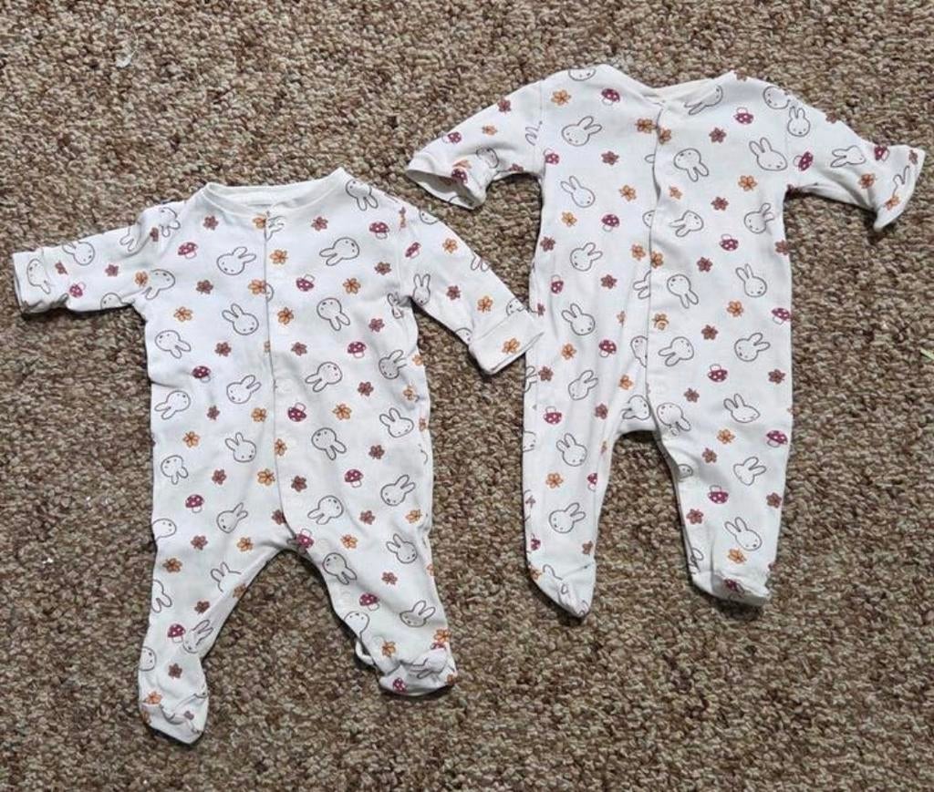 2 schattige Nijntje boxpakjes, Ophalen of Verzenden, Gebruikt, Nijntje, Jongetje of Meisje