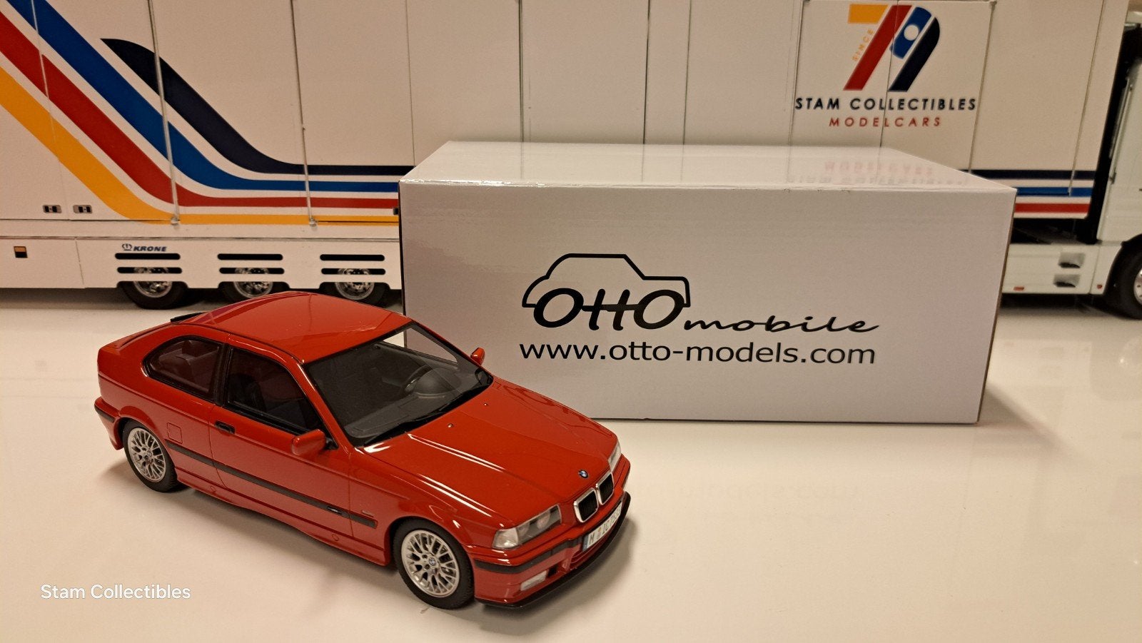 Otto Mobile BMW E36 Compact Red, Hobby en Vrije tijd, Modelauto's | 1:18, Zo goed als nieuw, Auto, OttOMobile, Ophalen of Verzenden