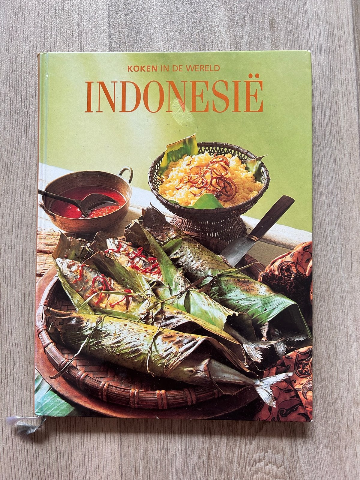 Koken in de Wereld: Indonesië - Authentieke Recepten, Ophalen of Verzenden, Gelezen, Azië en Oosters, Hoofdgerechten