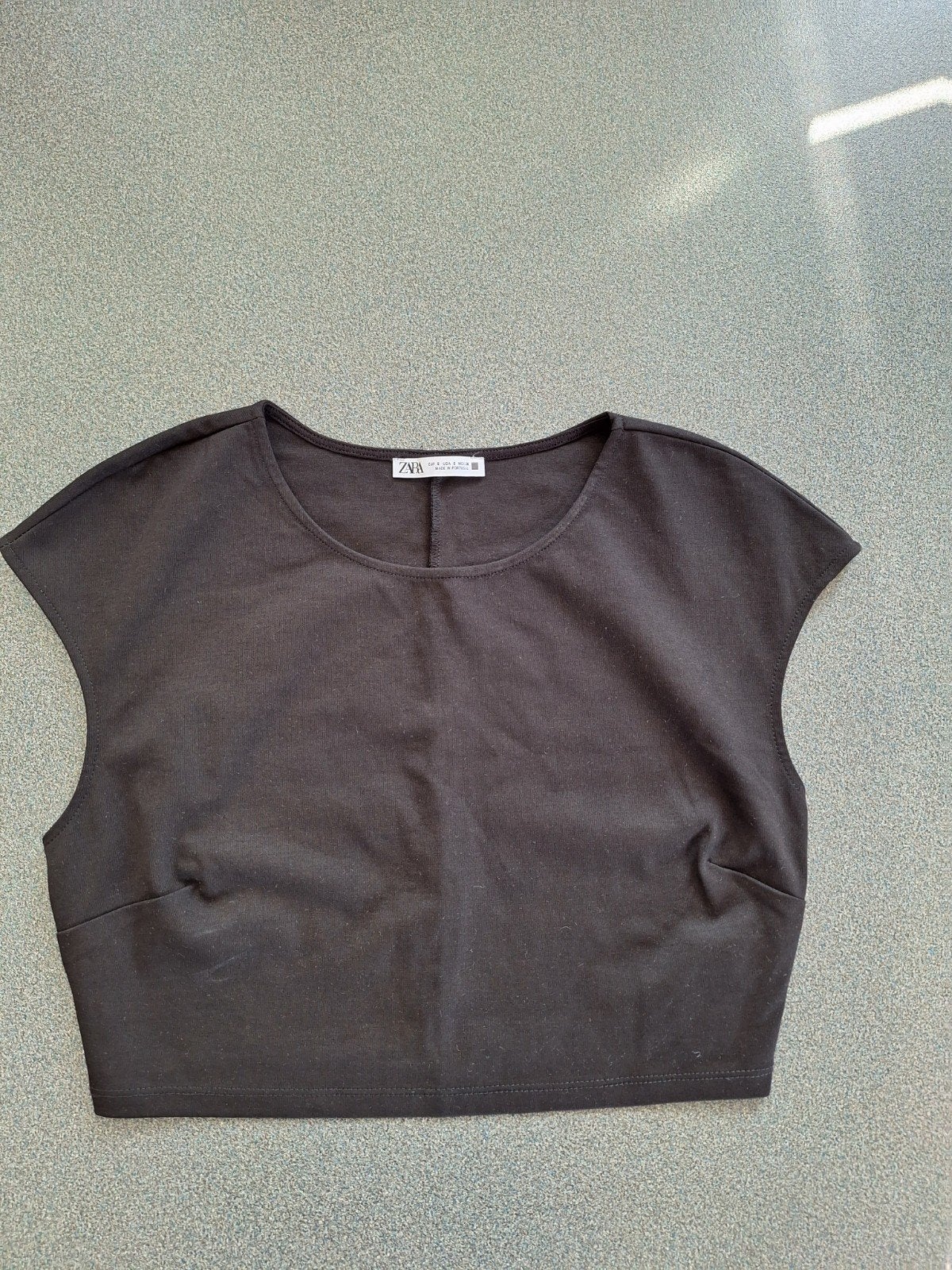 Zara zwarte mouwloze cropped top met ronde hals, Ophalen of Verzenden, Zo goed als nieuw, Zara, Zwart