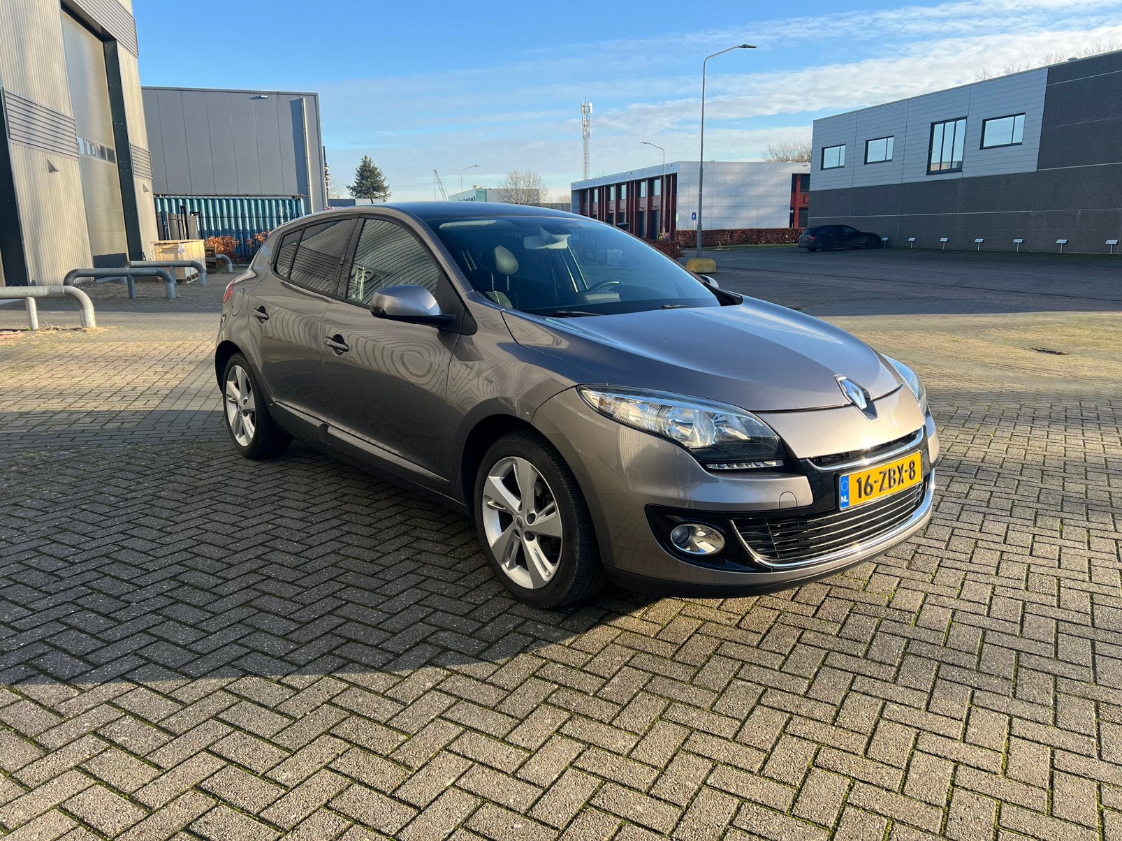 Renault Mégane 1.2TCE 2012 Keyless-Cruise-Trekhaak-nwKetting, Voorwielaandrijving, Stof, Zwart, 4 cilinders