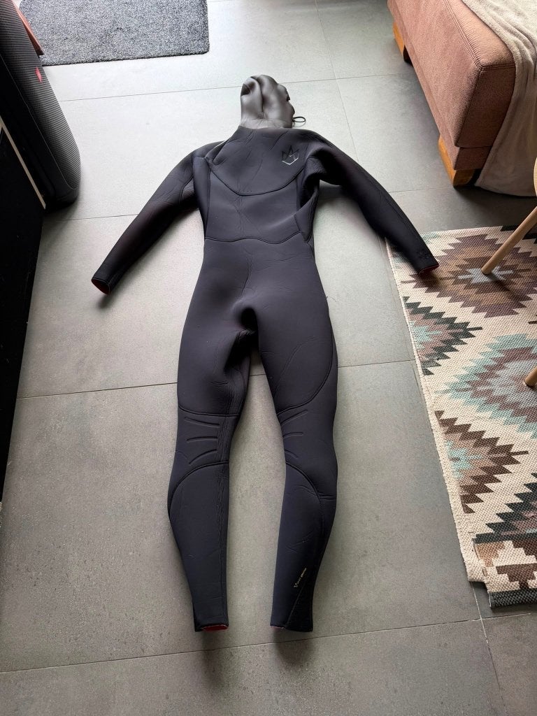 Manera Wetsuit te koop L, Watersport en Boten, Watersportkleding, Zo goed als nieuw, Wetsuit, Heer, Ophalen of Verzenden