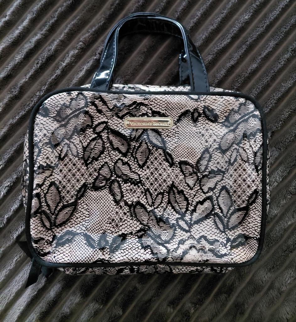 Victoria's Secret Black Floral Lace & Clear tas toilettas, Sieraden, Tassen en Uiterlijk, Tassen | Damestassen, Ophalen of Verzenden
