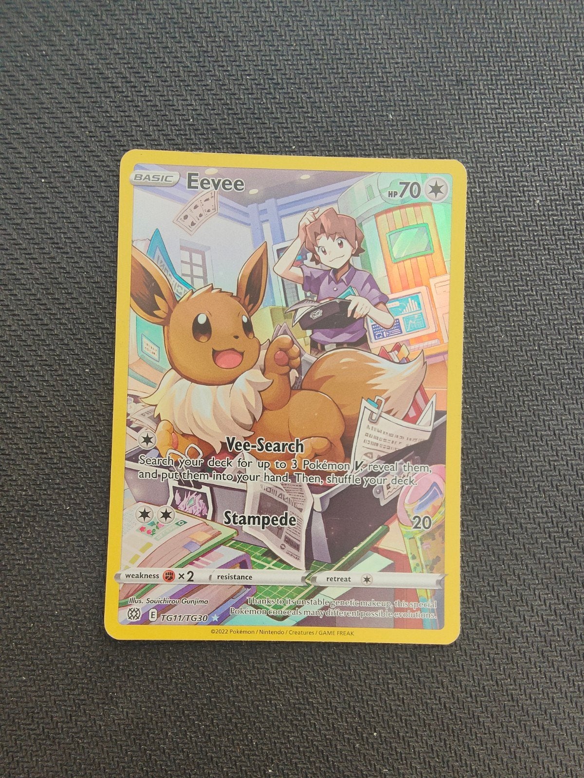 Eevee BRS TG11/TG30 Trainer Gallery Pokémon Kaart, Hobby en Vrije tijd, Ophalen of Verzenden, Zo goed als nieuw, Losse kaart, Foil