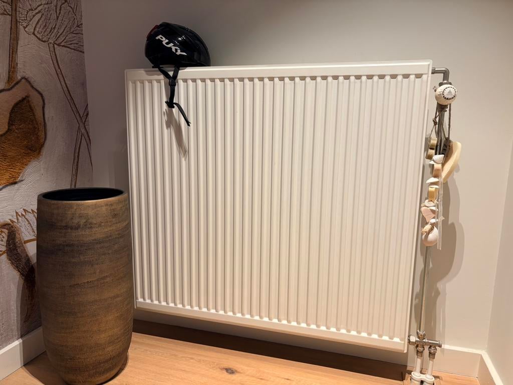 Radiator 100x90 cm, Doe-het-zelf en Verbouw, Verwarming en Radiatoren, Ophalen, Radiator, Zo goed als nieuw, 60 tot 150 cm