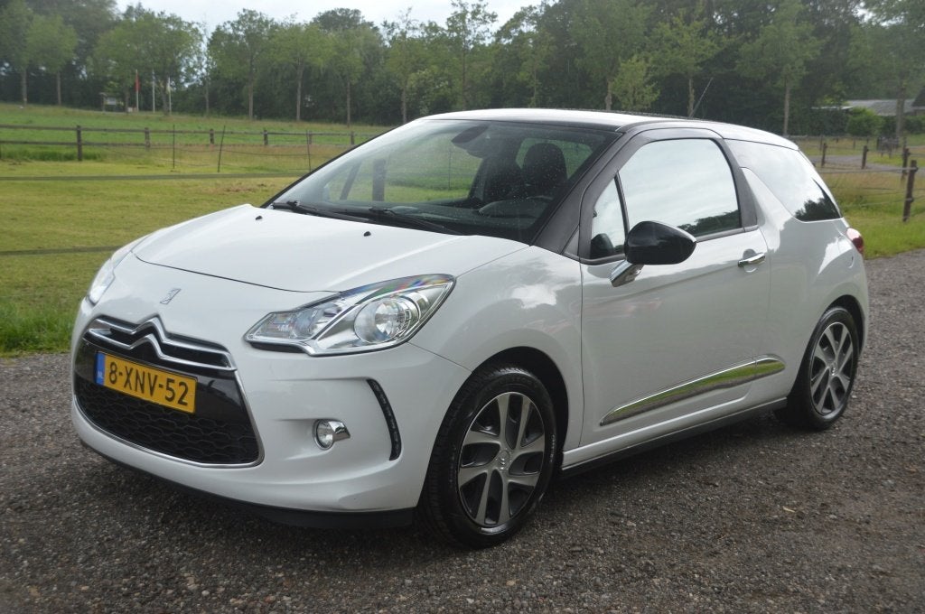 Citroën DS3 1.2 VTi So Chic Clima Cruise PDC (bj 2014), Euro 5, Stof, Gebruikt, 31 €/maand
