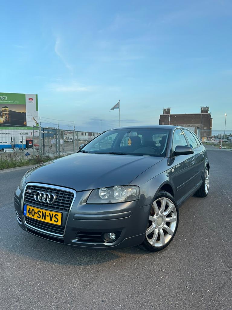 Audi A3 Sportback S-Line 1.6 TFSI donker grijs, Auto's, Audi, Voorwielaandrijving, 15 km/l, 4 cilinders, Origineel Nederlands