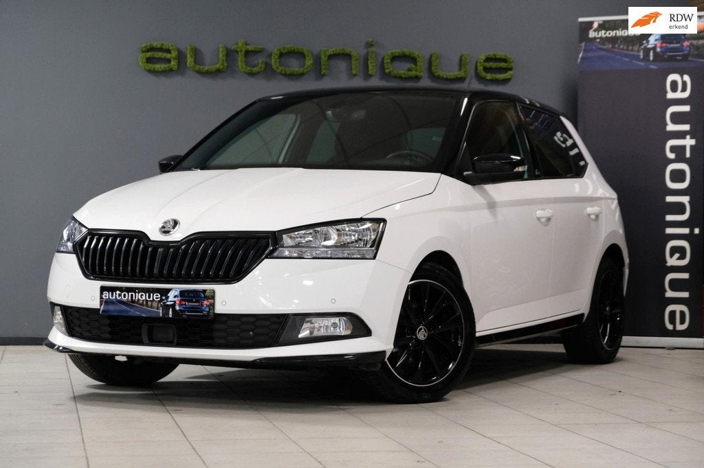 Skoda Fabia 1.0 TSI *Monte Carlo* 50dkm Apple Carplay|Camera, Voorwielaandrijving, Stof, Gebruikt, 95 pk