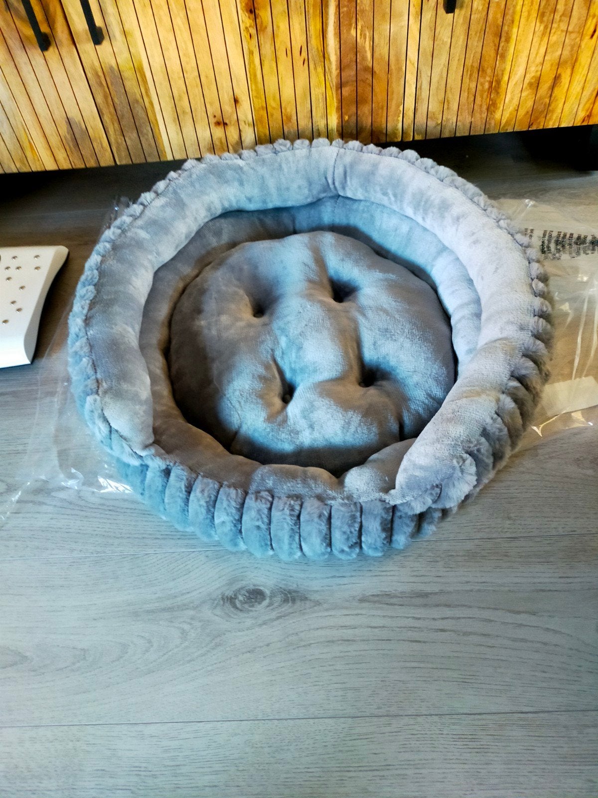Nieuwe hondenmand, Ophalen, Nieuw