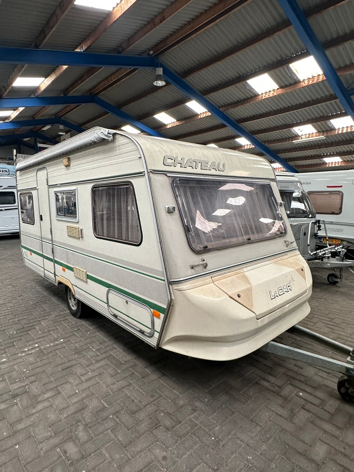Chateau la car 460 1991, Caravans en Kamperen, Chateau, Rondzit, Bedrijf, Tot en met 4