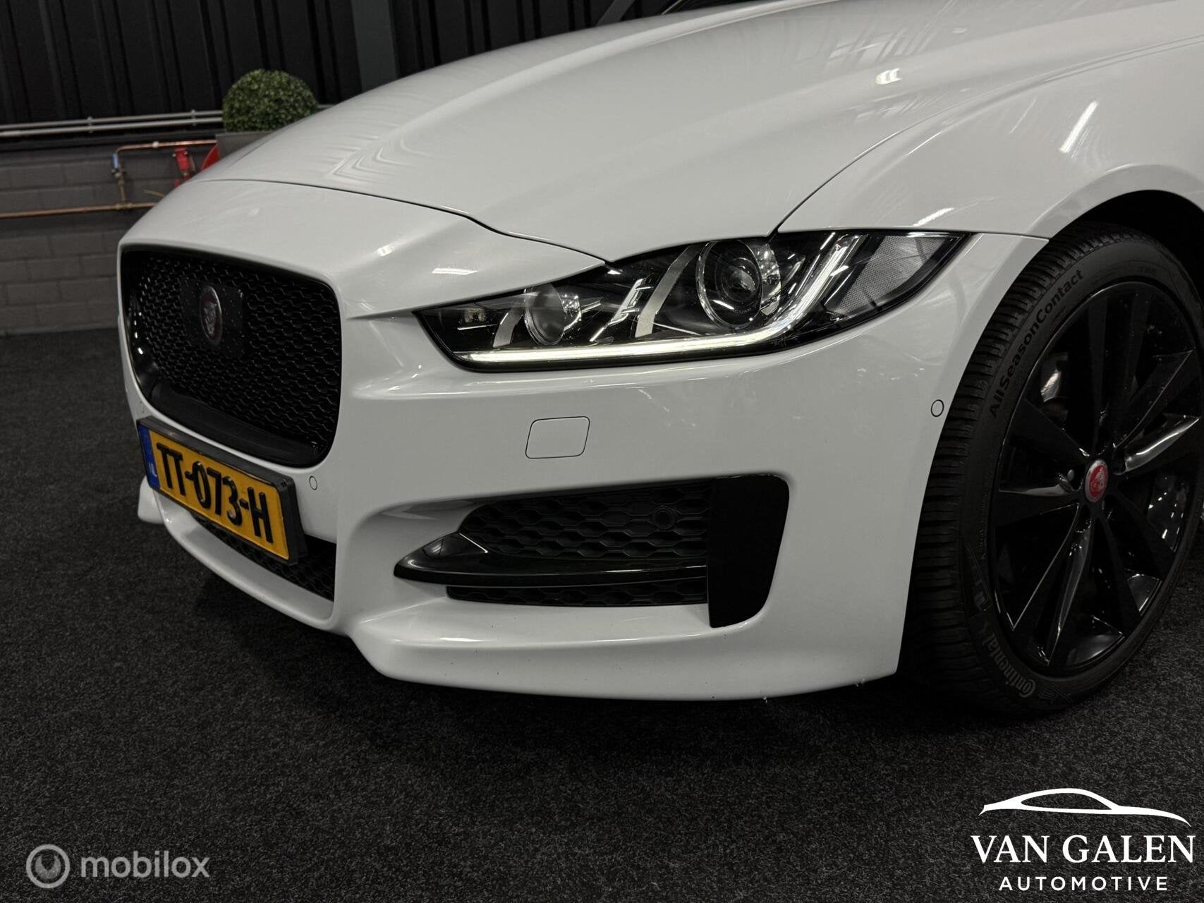 Jaguar XE P250 2.0T R-sport BOMVOL! Pano|Meridian|Carplay, Auto's, Automaat, 12 maanden, Achterwielaandrijving, Euro 6