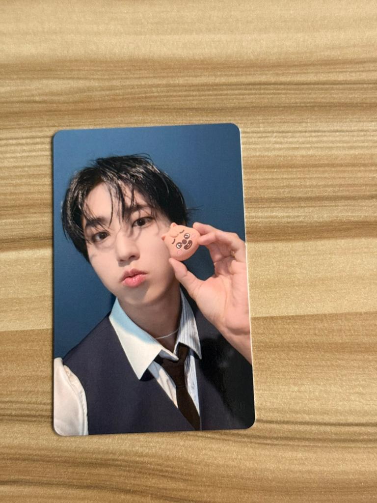 Stray Kids Han photo card skzoo tamagotchi, Ophalen of Verzenden, Zo goed als nieuw, Foto of Kaart